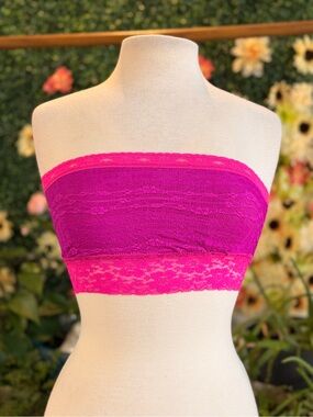 Stretch Lace Strapless Bandeau Bralette - Hot Pink